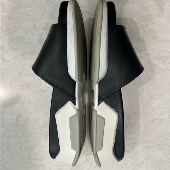 Prada slides, in black! Size 37 - Picture 2 of 6